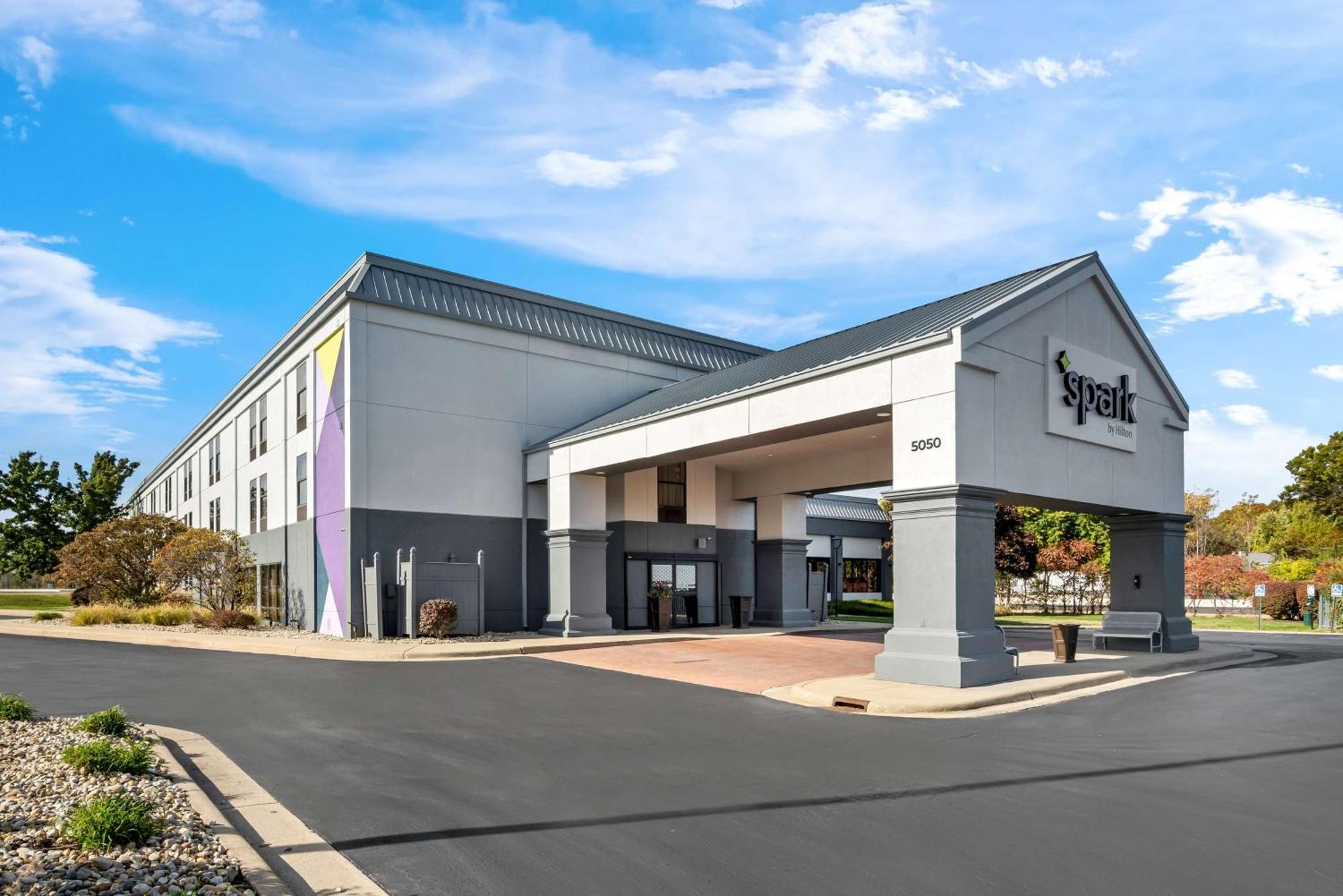 Surestay Plus Hotel By Best Western Stevensville St Joseph Eksteriør billede
