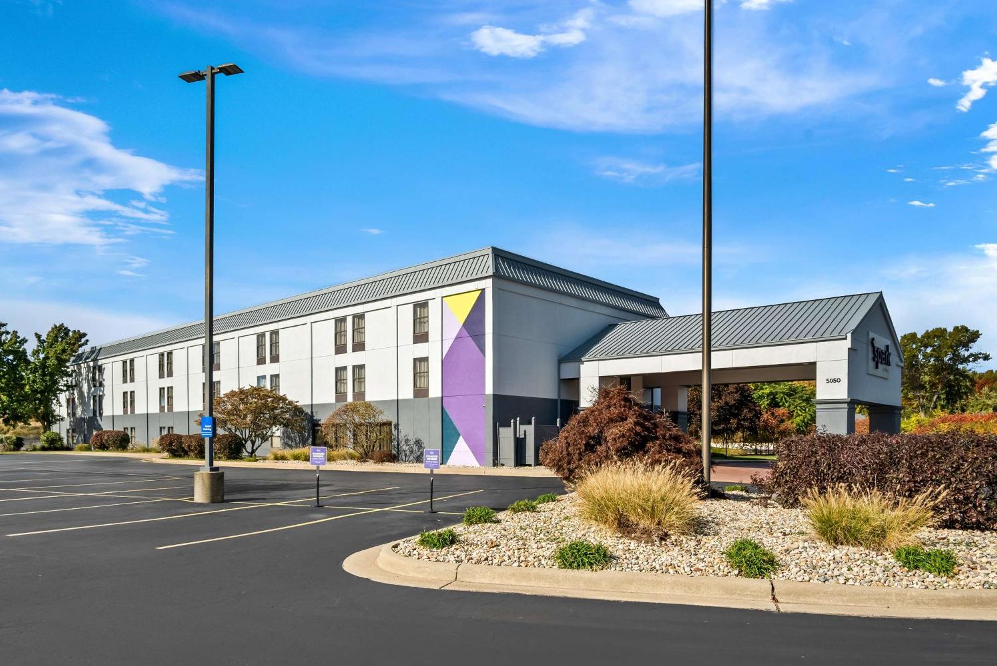 Surestay Plus Hotel By Best Western Stevensville St Joseph Eksteriør billede
