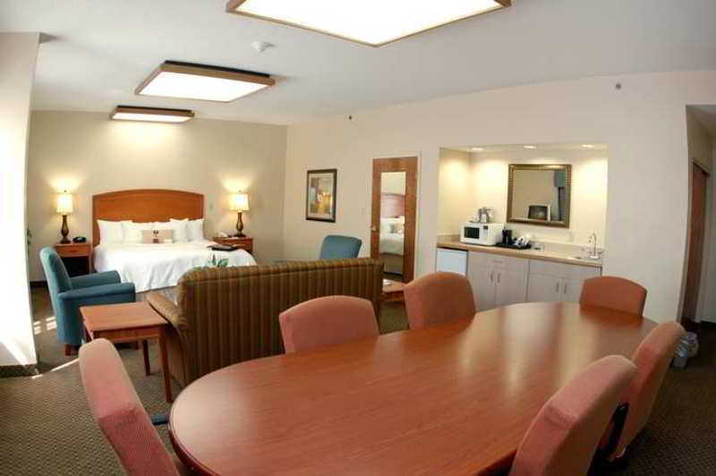 Surestay Plus Hotel By Best Western Stevensville St Joseph Værelse billede